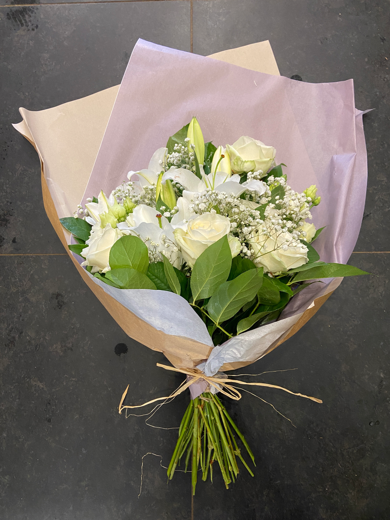 Bouquet couché blanc à partir de (S)